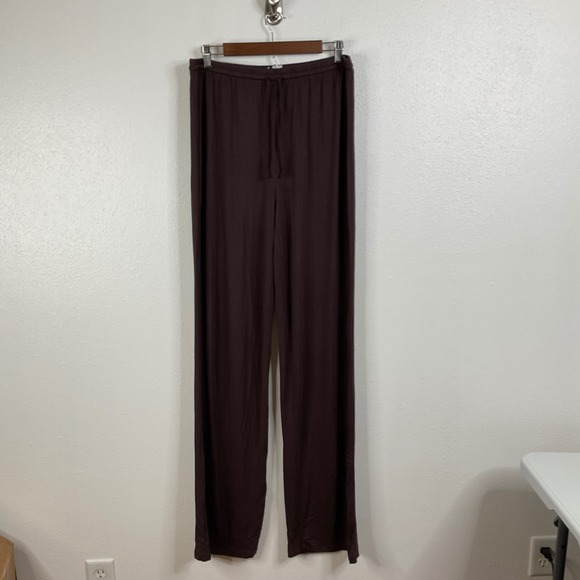 Long Elegant Legs Pants - Long Elegant Legs Brown Pants Size Large